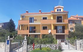 Apartmani Ana